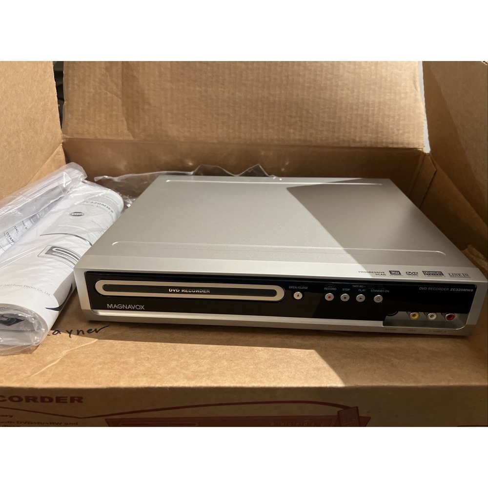 NIB Magnavox ZC320MW8 DVD Recorder Player Progressive Scan Working No Remote